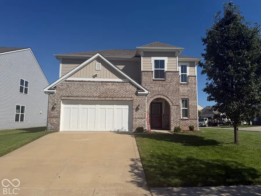 2262 Creekland Creek, Columbus, IN 47201 - #2