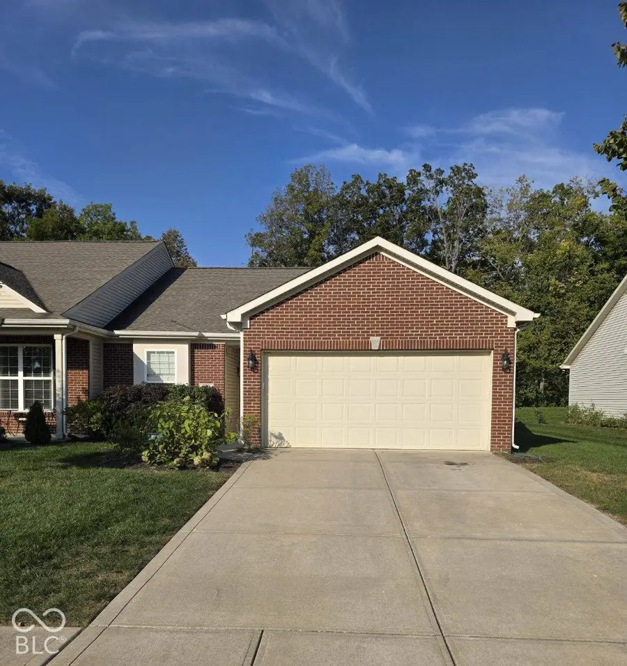 320 Angelina Way, Avon, IN 46123 - #2