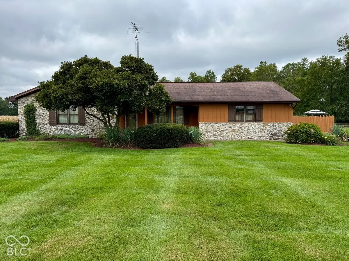 7729 N County Road 100 E, Brazil, IN 47834 - #1