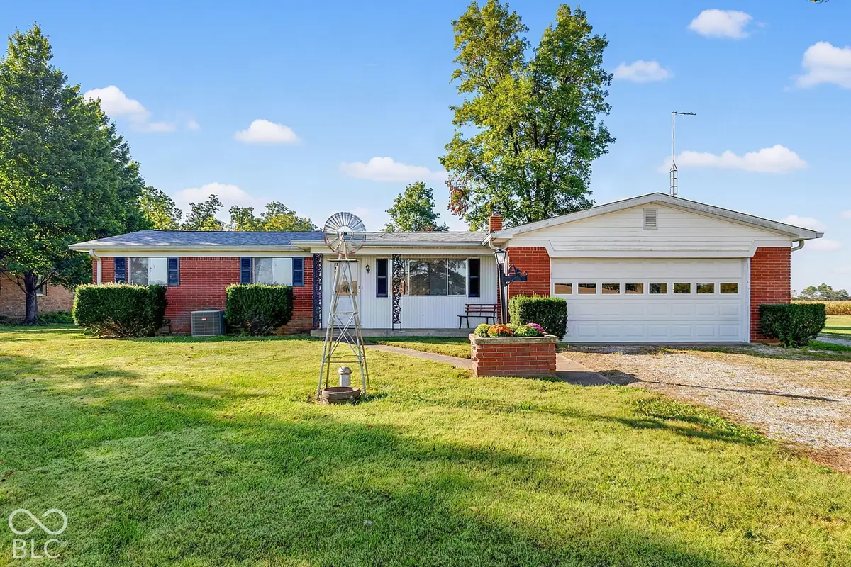 149 W Hickory Drive, Greenfield, IN 46140 - #1