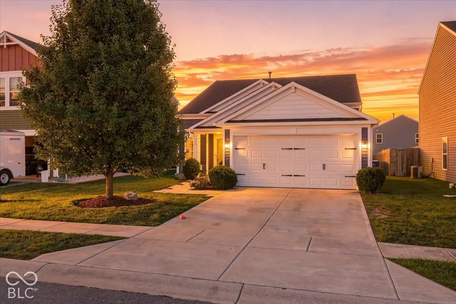 906 Olmsted, Shelbyville, IN 46176 - #2