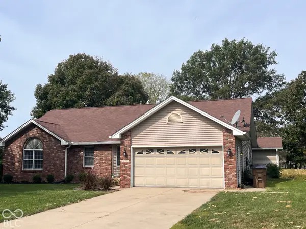 6134 Sloan Valley, Columbus, IN 47203