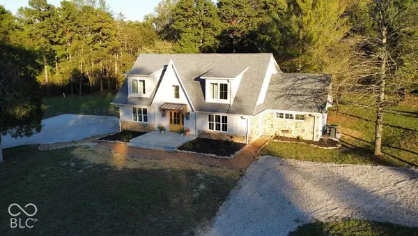 5941 S Poplar Grove Road, Columbus, IN 47201