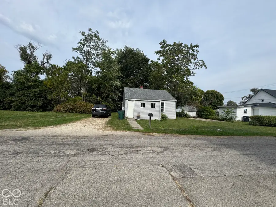 1114 E 6th Street, Muncie, IN 47302 - #2