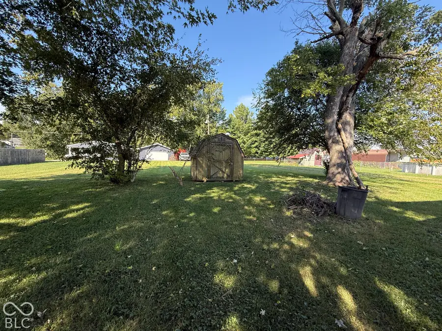 130 Broad Street, Hope, IN 47246 - #3