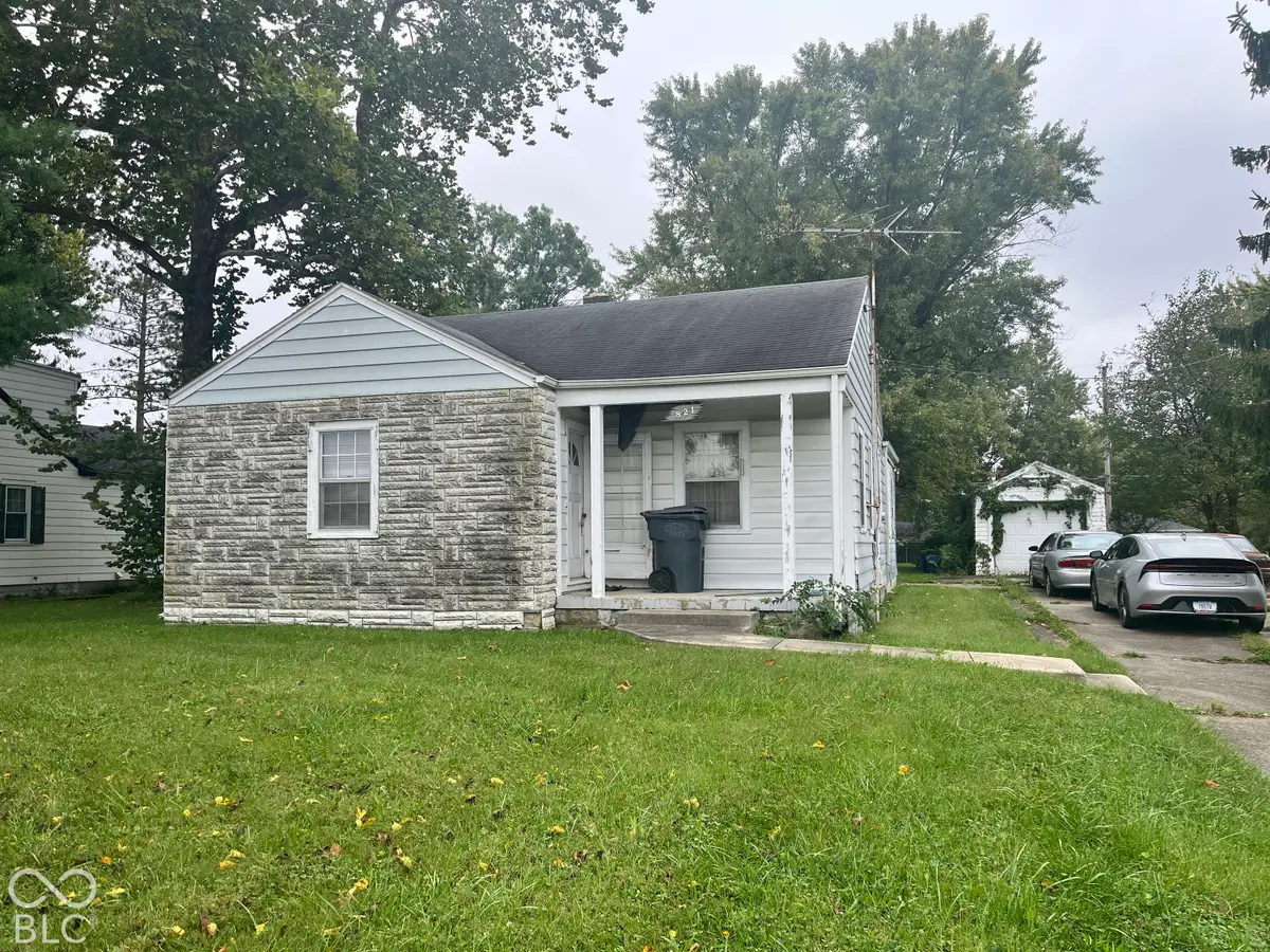 821 W Cross Street, Anderson, IN 46011 - #1