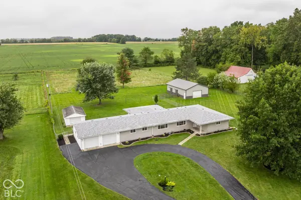 987 W Stones Crossing Road, Greenwood, IN 46143