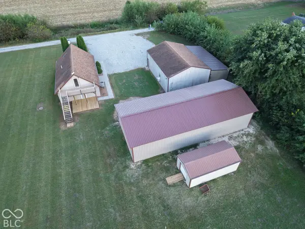 8041 S Crows Foot Place, Terre Haute, IN 47802