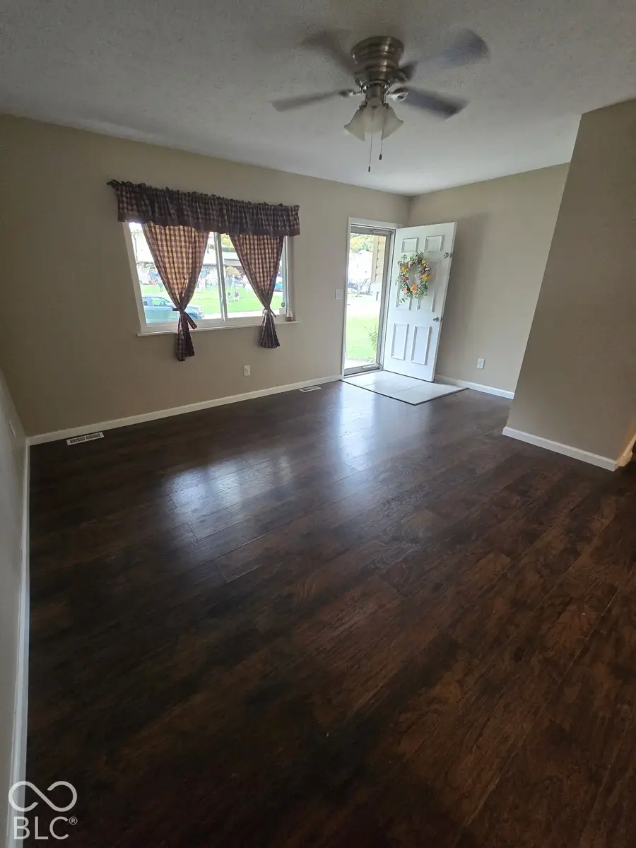 969 Stonegate, Greenwood, IN 46142 - #3