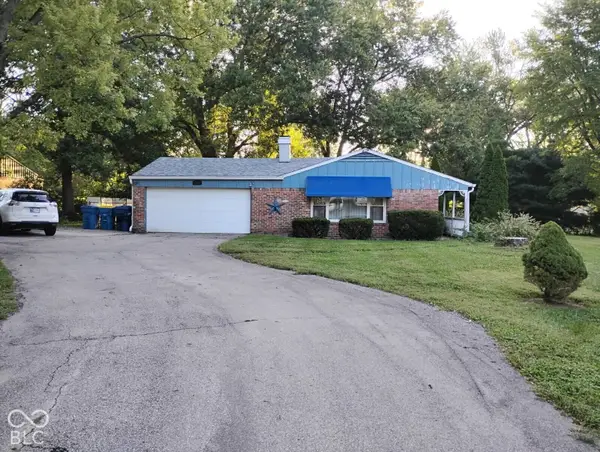 10447 Orchard Park Drive W, Carmel, IN 46280