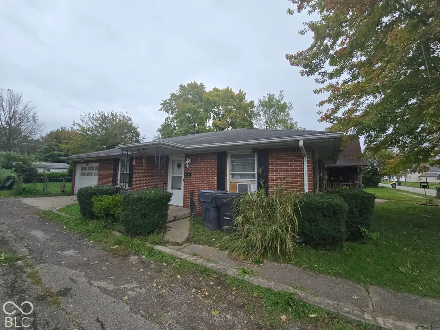 1126 E 28th Street, Anderson, IN 46016 - #3