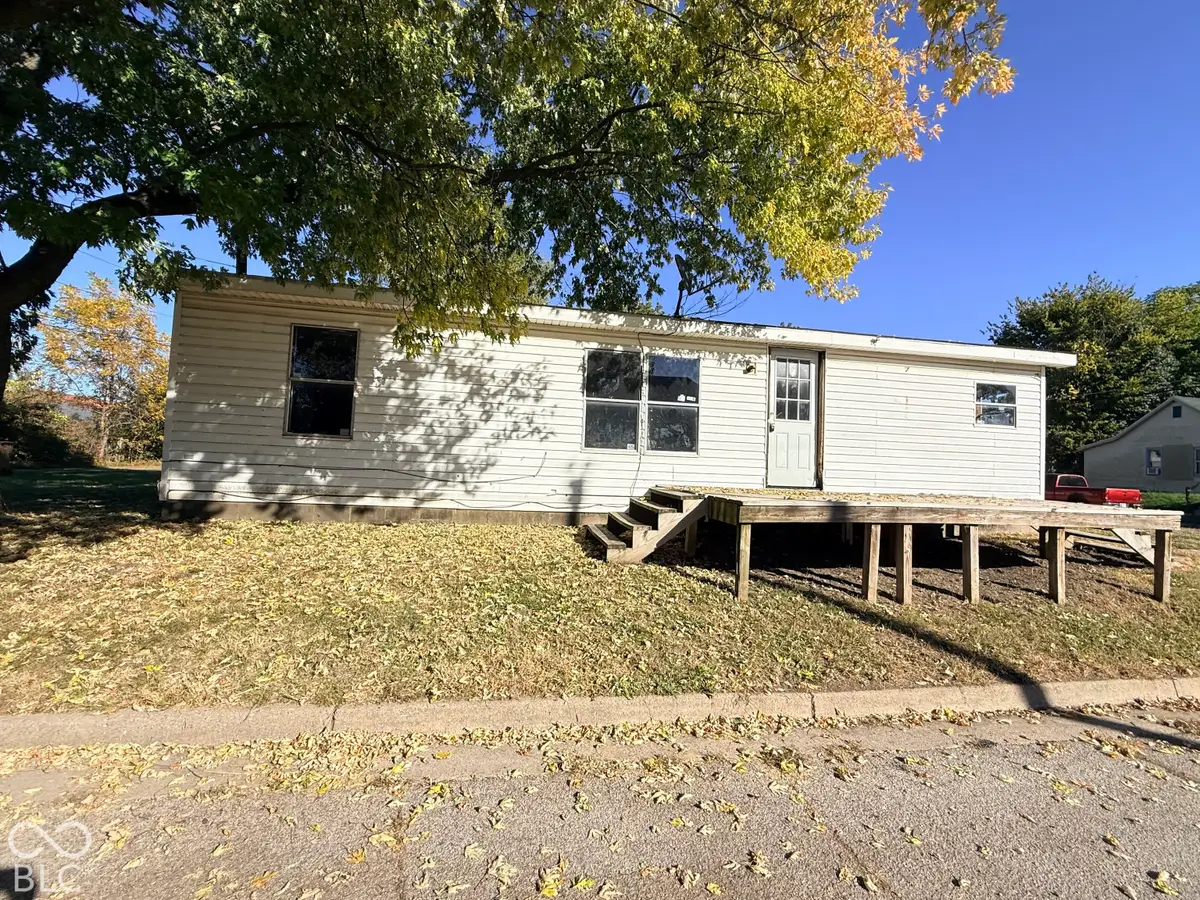 1002 Tuttle Avenue, Crawfordsville, IN 47933 - #1