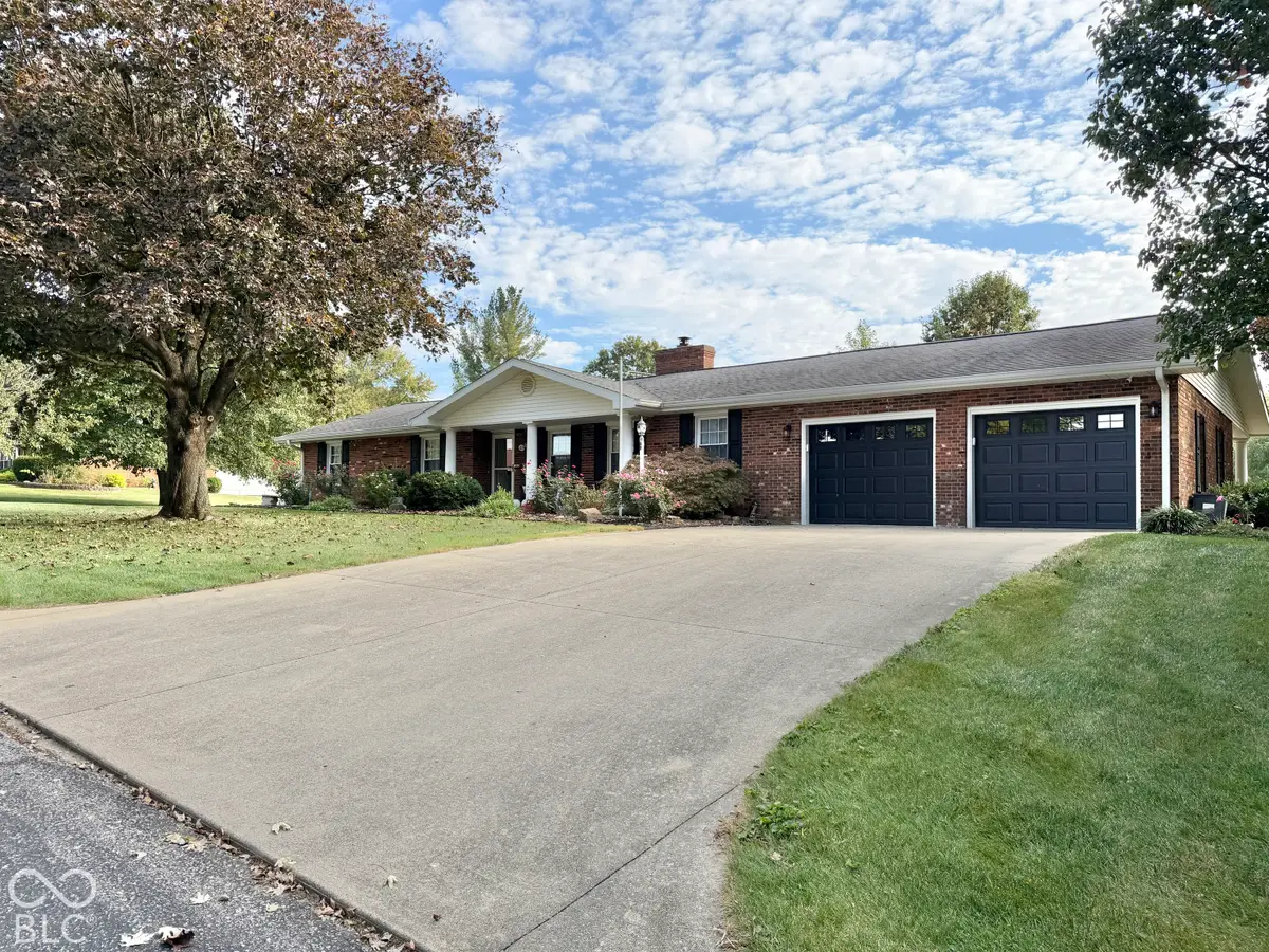 69 E Todd Drive, Washington, IN 47501 - #1