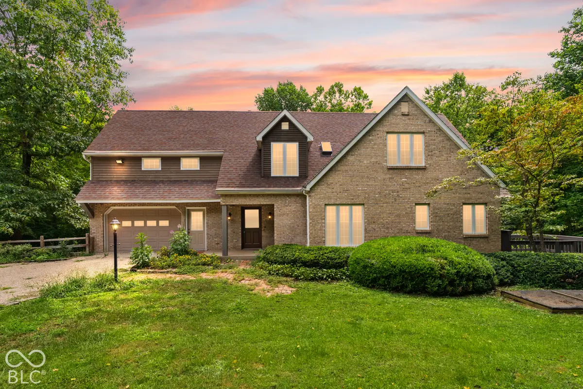 925 W Oakwood Lane, Paoli, IN 47454 - #1