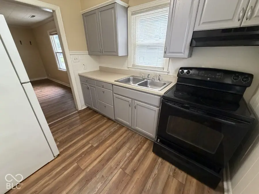 112 E 34th Street, Anderson, IN 46013 - #2