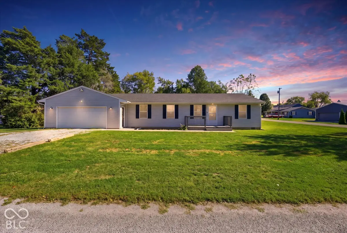 402 N Taylor Street, Saint Paul, IN 47272 - #1