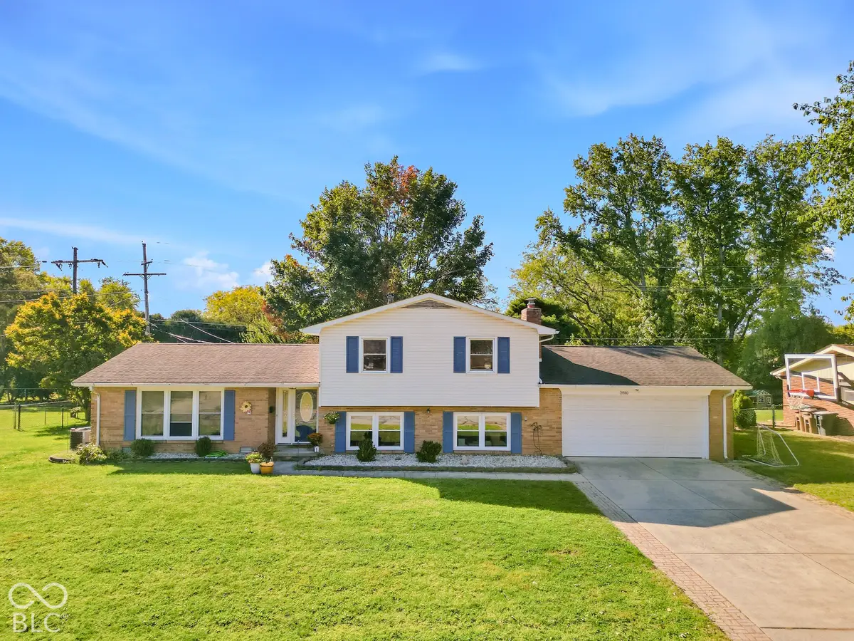 2810 Jordan Drive, Columbus, IN 47203 - #1