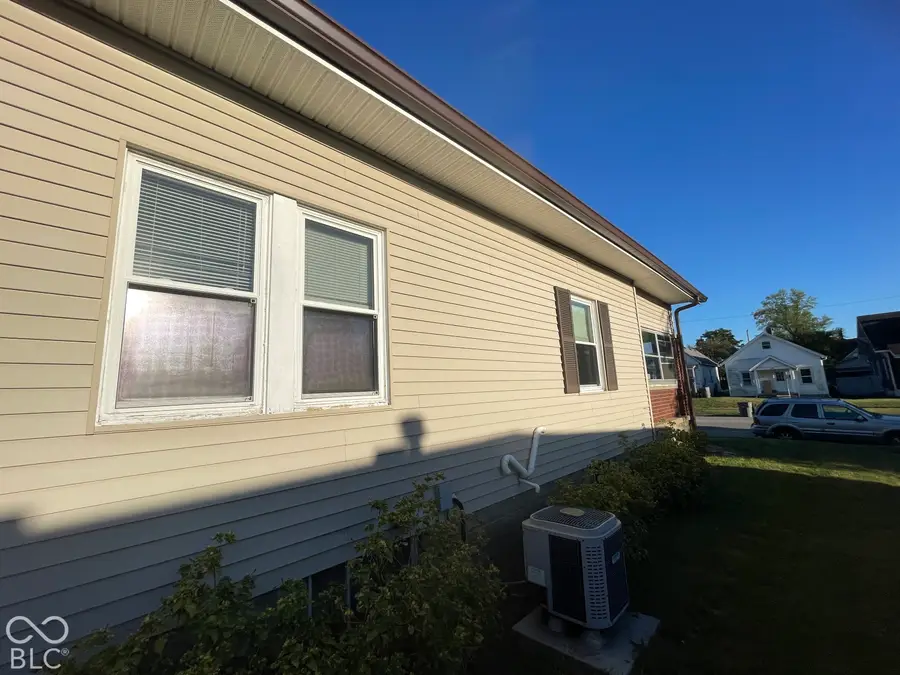 607 E 4th, Seymour, IN 47274 - #3