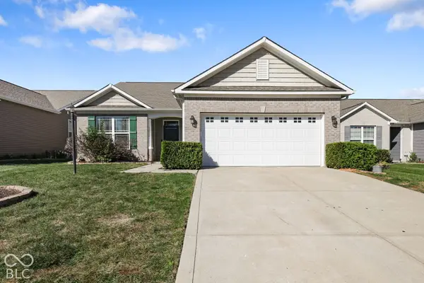 1212 Blackthorne S, Plainfield, IN 46168