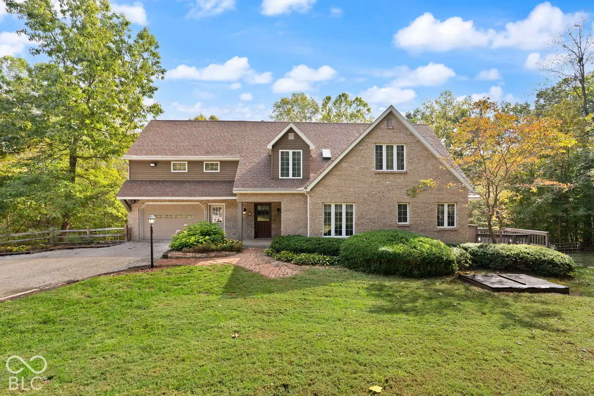 925 W Oakwood Lane, Paoli, IN 47454 - #1