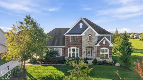 14749 Edgebrook Drive, Fishers, IN 46040