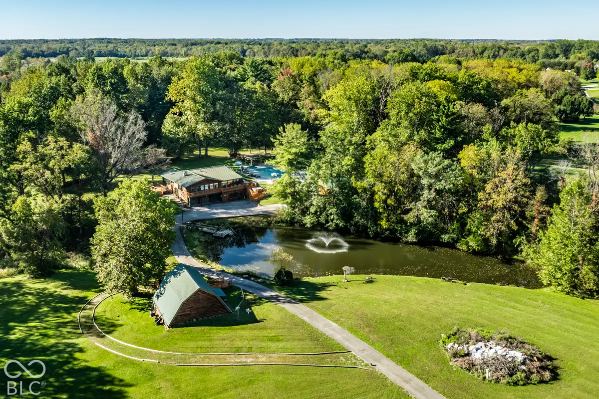 9502 E 100 S, Zionsville, IN 46077 - #1