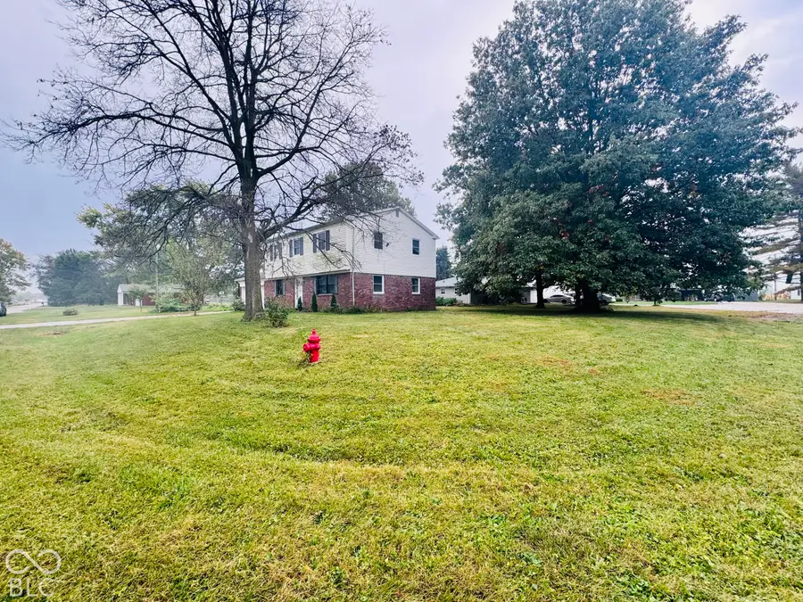 1315 W Grant Street, Thorntown, IN 46071 - #2