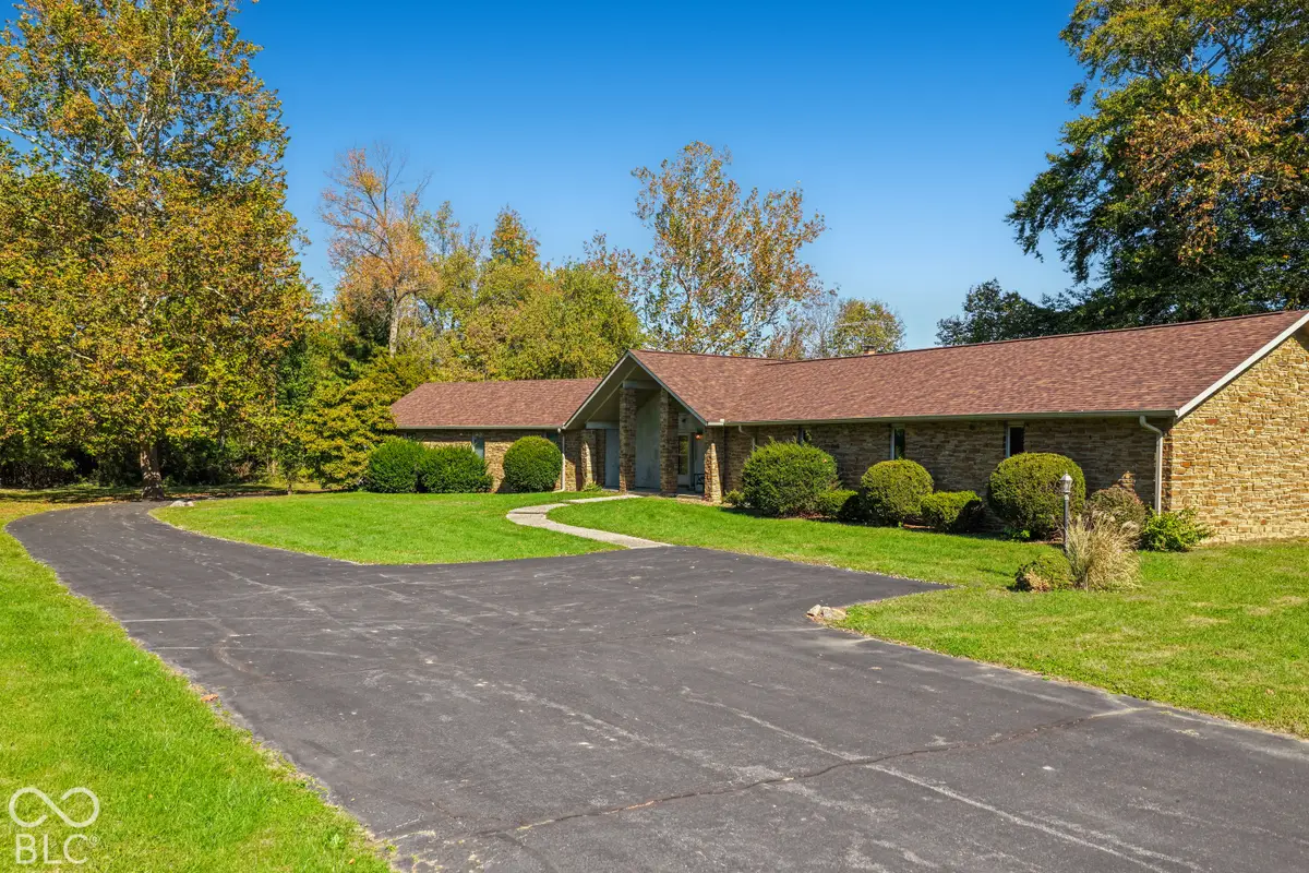 7440 E 50 N, Columbus, IN 47203 - #1