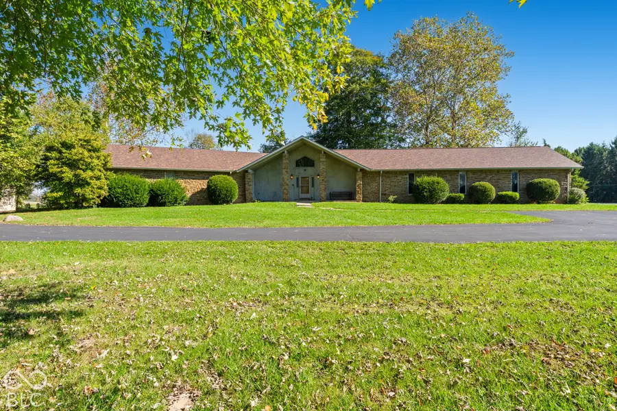 7440 E 50 N, Columbus, IN 47203 - #2