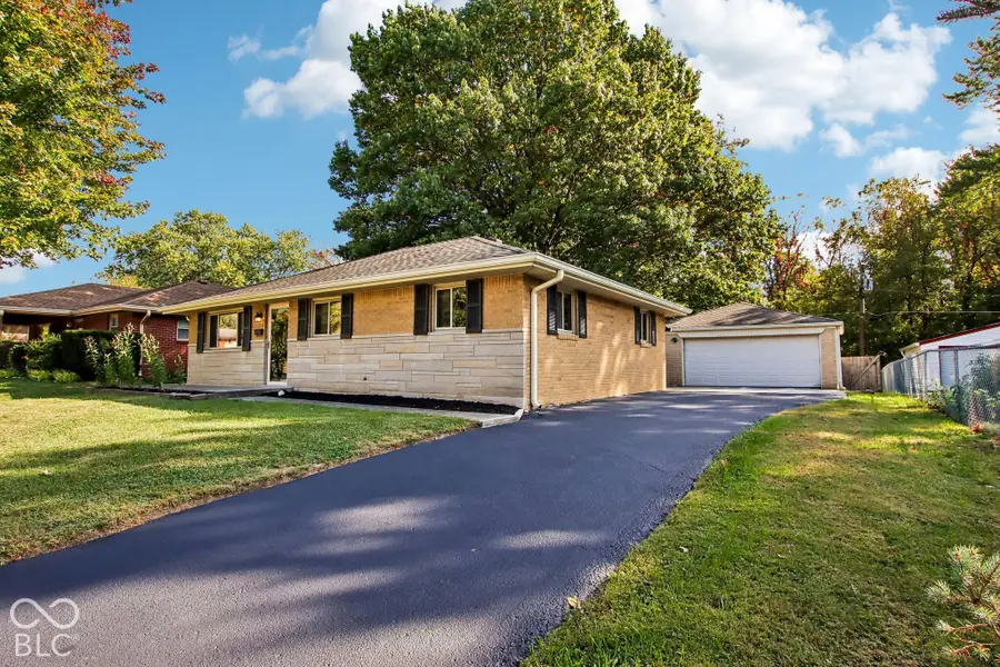 537 S 4th Avenue, Beech Grove, IN 46107 - #2