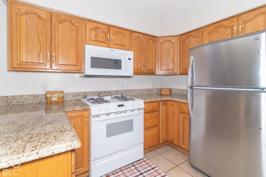 2422 Osman Lane, Greenfield, IN 46140 - #2