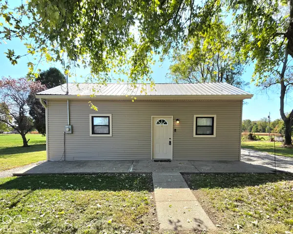 405 W Pearl Street, Waldron, IN 46182