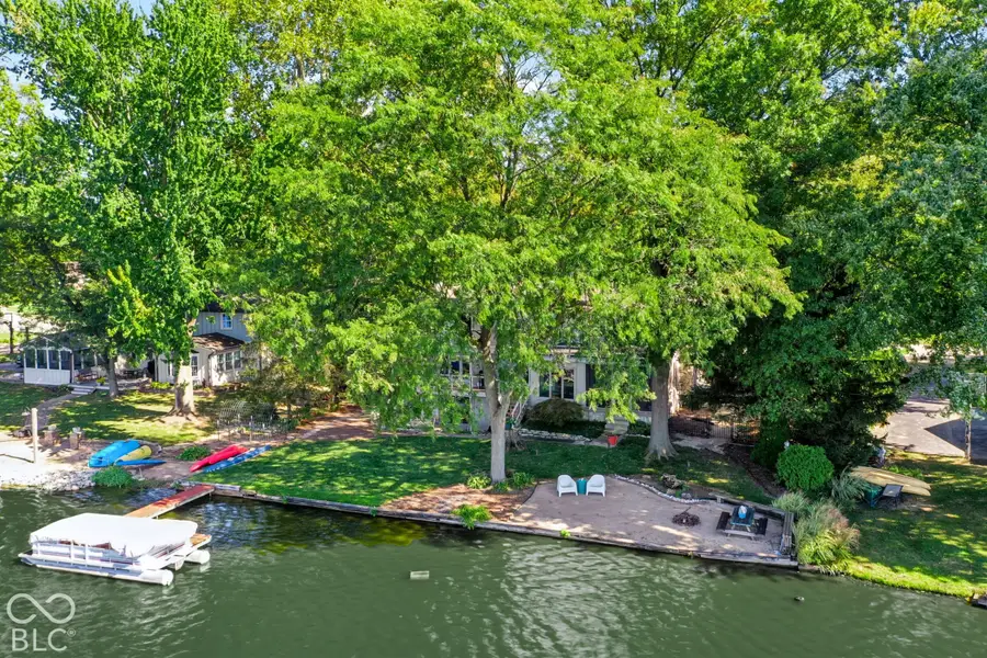 11122 E Lakeshore Drive, Carmel, IN 46033 - #2