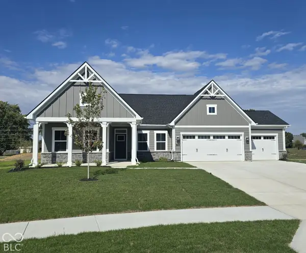 7594 Woodglenn Drive, Avon, IN 46123