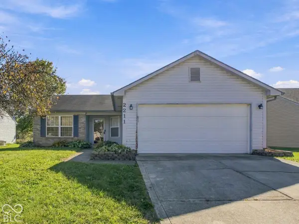 2211 W Autumn Lane, Columbus, IN 47201
