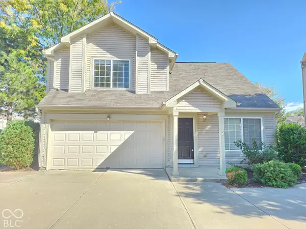 529 Stobus Drive, Greenwood, IN 46143