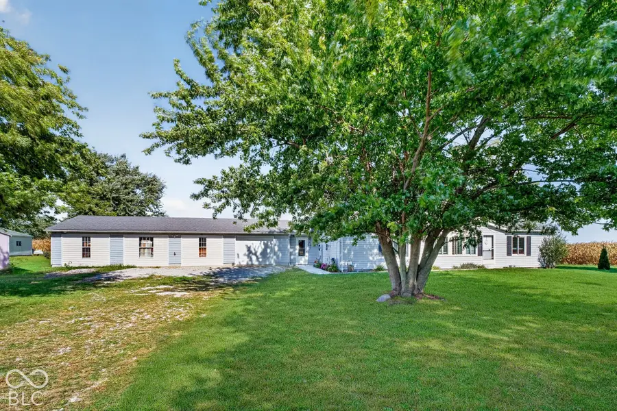 8264 W 600 Road S, Tipton, IN 46072 - #2
