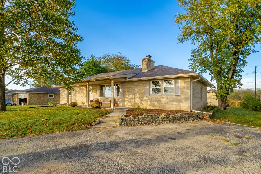8401 S Center Road, Muncie, IN 47302 - #2