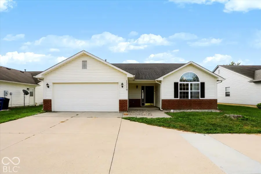 1219 E Mckay Road, Shelbyville, IN 46176 - #2