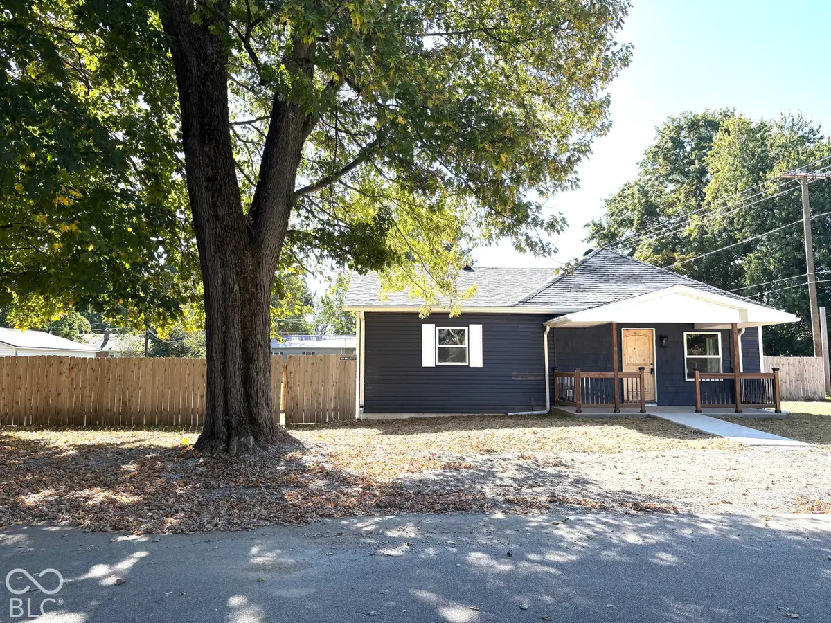 209 W Walnut Street, Waynetown, IN 47990 - #1