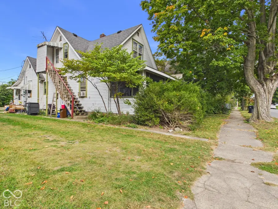 820 W 3rd Street, Anderson, IN 46016 - #3