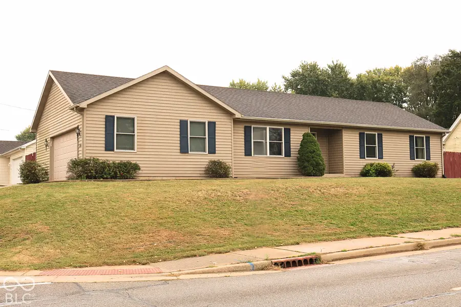 1200 S Mill Street, Crawfordsville, IN 47933 - #2