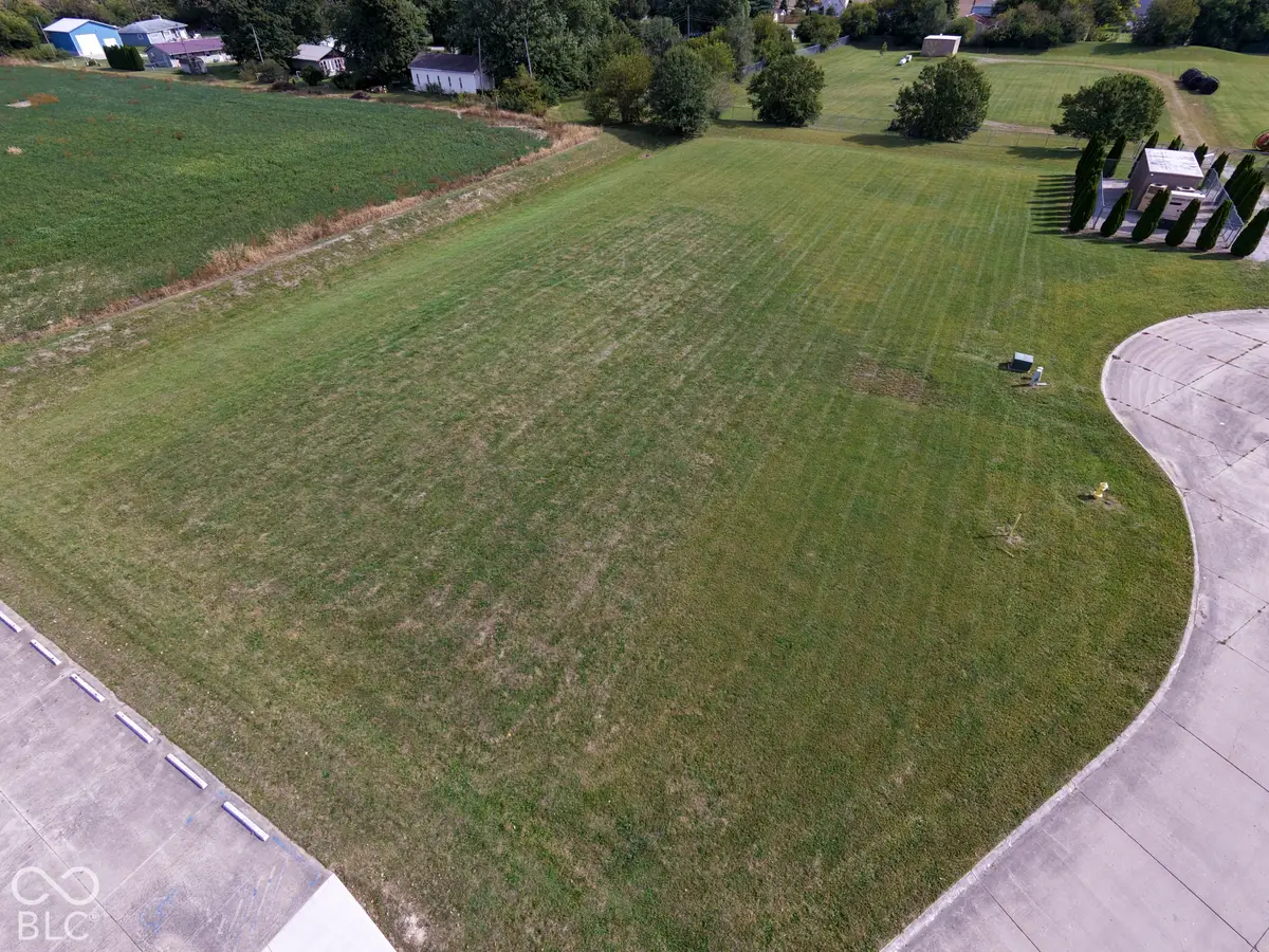 2560 Parkway Drive, Shelbyville, IN 46176 - #1
