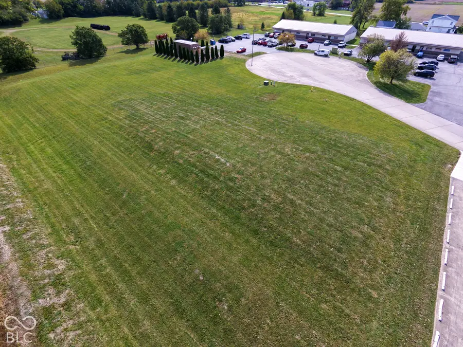 2560 Parkway Drive, Shelbyville, IN 46176 - #3