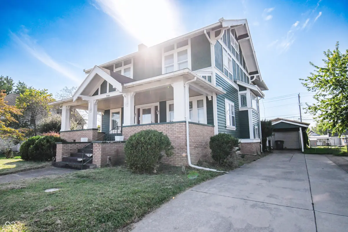718 S Walnut Street, Seymour, IN 47274 - #1