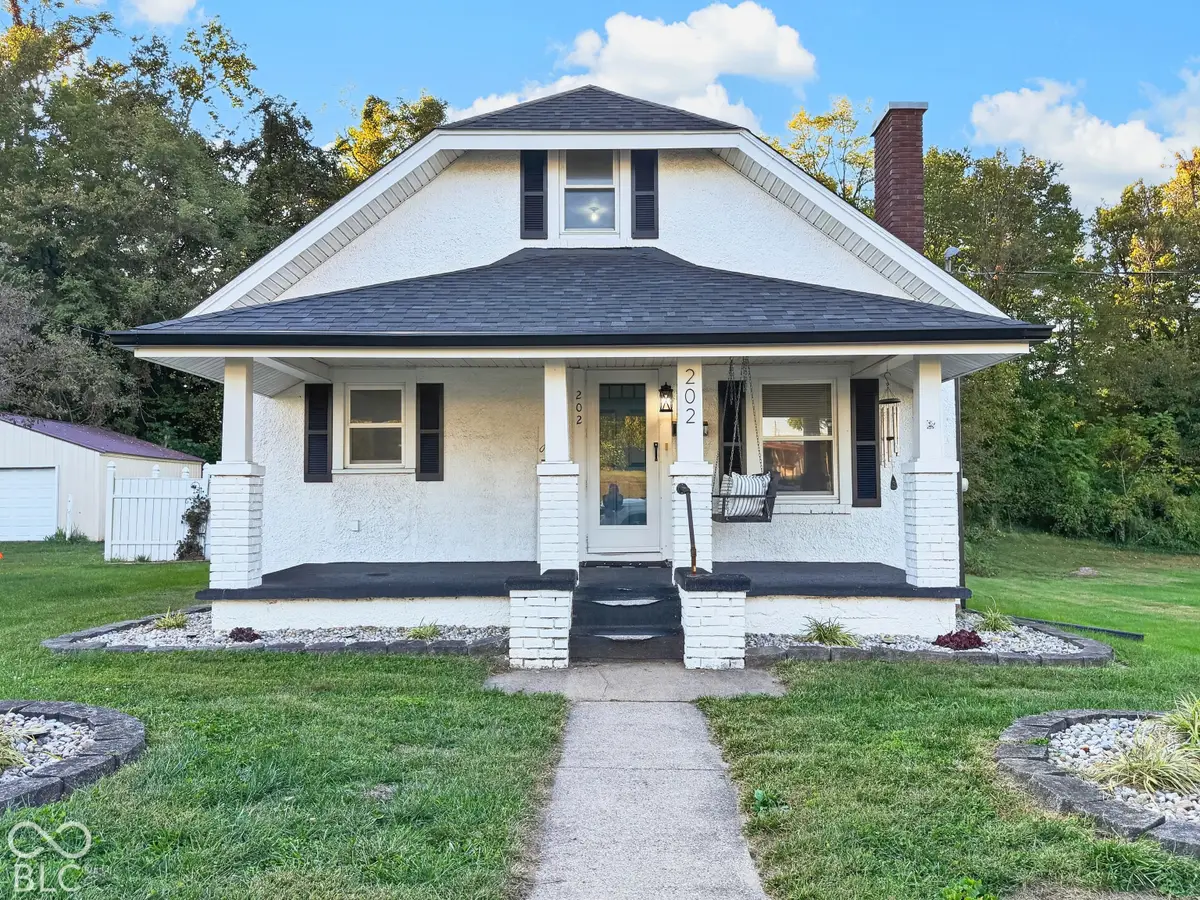 202 S Benton Street, Brownstown, IN 47220 - #1