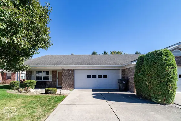 8147 Bentley Farms Place, Indianapolis, IN 46259