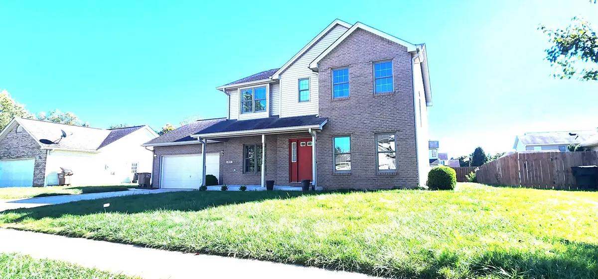 2037 Pinewood Drive, Columbus, IN 47203 - #1