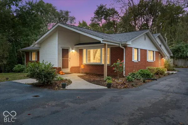 6802 Hillcrest Court, Indianapolis, IN 46227