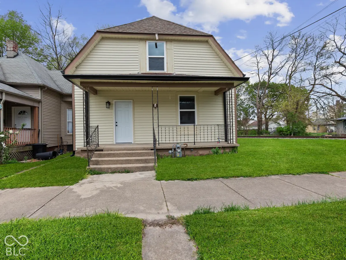 122 E Mechanic Street, Shelbyville, IN 46176 - #1